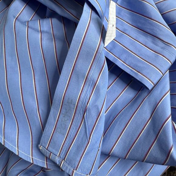 Ralph Lauren Classic Fit Button Up Size M - Picture 5 of 5